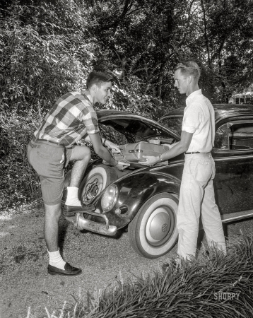 Photo showing: Beetle Buddies -- Columbus, Georgia, circa 1957. Will it fit in the frunk?