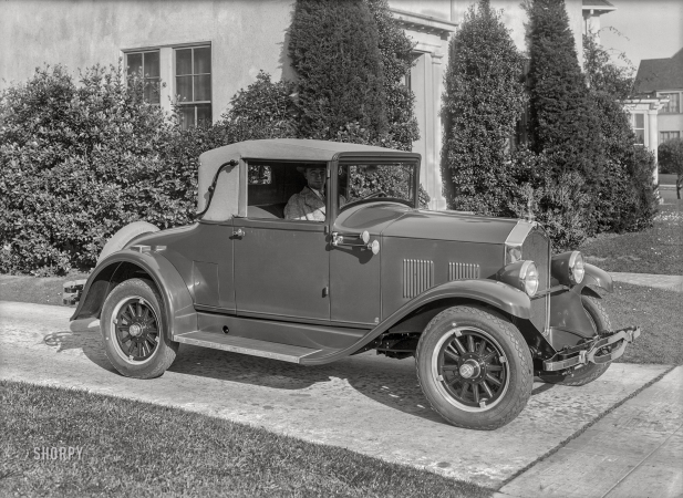 Photo showing: Little Jordan Tomboy -- San Francisco circa 1927. Little Jordan Tomboy convertible coupe.