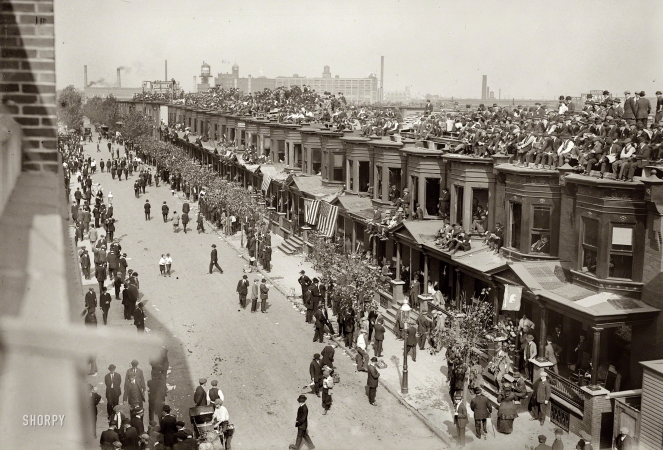 Photo showing: Out of the Ballpark -- October 9, 1914. Watching the first game of the 1914 World Series from rooftops overlooking Shibe Park in Philadelphia.