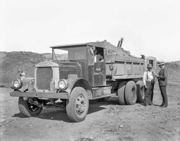 Photo showing: Brawny Hauler -- San Francisco circa 1930. Fageol dump truck at construction site.