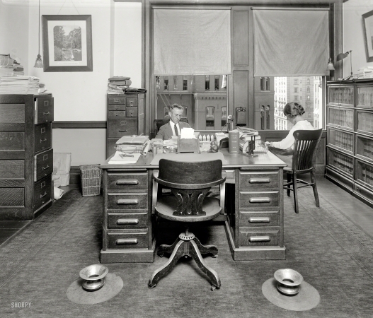 Photo showing: Spit and Polish -- Washington, D.C., circa 1923. Traffic World office.