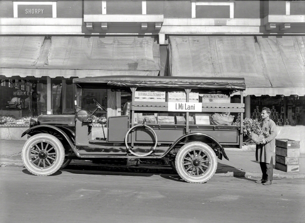 Photo showing: Pineapple Express -- San Francisco circa 1920. I. Mi Lani -- REO Speed Wagon delivery truck.