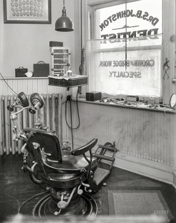 Photo showing: DENTIST. -- Washington, D.C., circa 1919. S.B. Johnston, Dentist; interior.