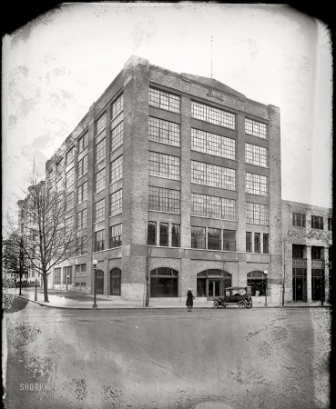 Photo showing: The Buick Building -- Washington, D.C., circa 1921. Buick Building, Fourteenth and L Sts. N.W.