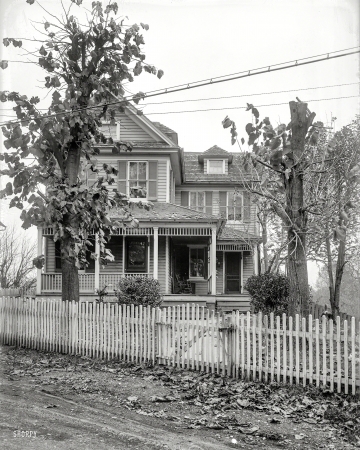 Photo showing: Six Rooms and Bath -- 4555 Grant Road -- Beautiful suburban home. Photo used to
illustrate a real-estate ad in the Nov. 5, 1921, Washington Times.