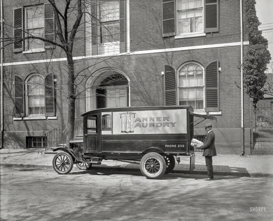 Photo showing: Banner Laundry -- Alexandria, Virginia, 1925. Ford Motor Co. -- Banner Laundry truck.