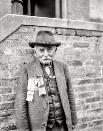 Photo showing: Old Soldier II -- September 1915. Washington, D.C. Grand Army of the Republic -- Paul Huber.