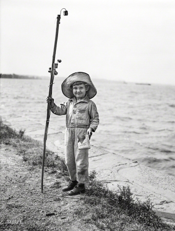 Photo showing: Pocket Fisherman -- June 1929. Young boy with bucket and pole on the Potomac.