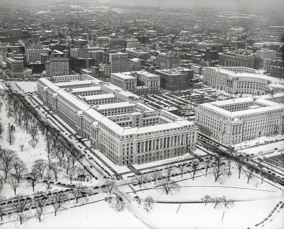 Photo showing: Frozen Federal -- 1934. Aerial view, Federal Triangle in snow, Washington, D.C.