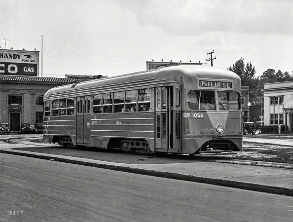 Photo showing: Modern Transit -- Washington, D.C., 1935. Streamline streetcar -- Capital Transit Co.