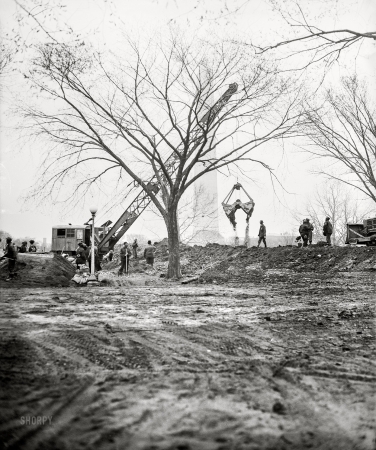 Photo showing: Infrastructure Day -- March 19, 1936. Washington, D.C. Excavation work near the Washington Monument.