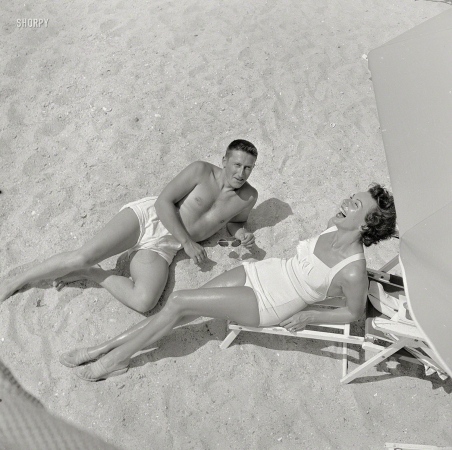 Photo showing: Sun-Fun -- June 1953. Activities at the Sun Fun Festival, Myrtle Beach,
South Carolina -- beauty pageant judge Mickey Spillane.