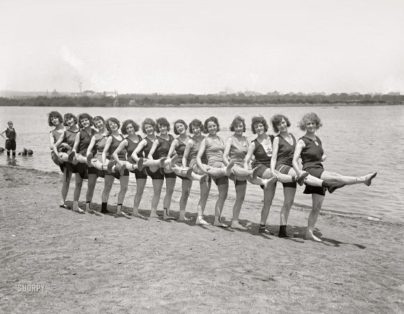 Photo showing: Modern Millipede -- July 18, 1923. Washington, D.C. Sunshine Girls dancing on beach.