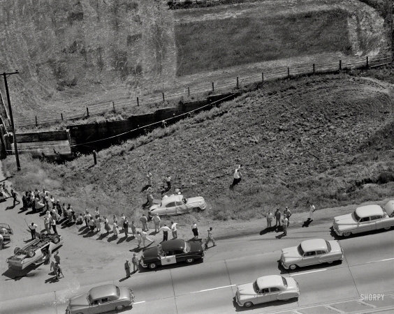 Photo showing: Highway Patrol -- Oakland, California, circa 1957. Collision aerial.
