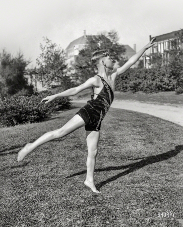 Photo showing: Arabesque Alfresco -- Washington, D.C., 1923. Dancer.