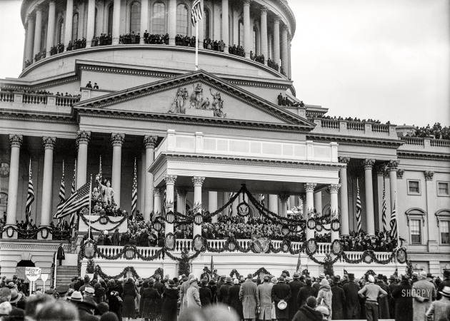 Photo showing: Inauguration Day: March 4, 1933 -- Inauguration of Franklin D. Roosevelt. Podium at U.S. Capitol East Portico, Washington, D.C.