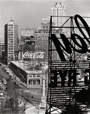 Photo showing: The New World -- Feb. 10, 1936. Columbus Circle, Manhattan -- Looking northwest from above the circle.