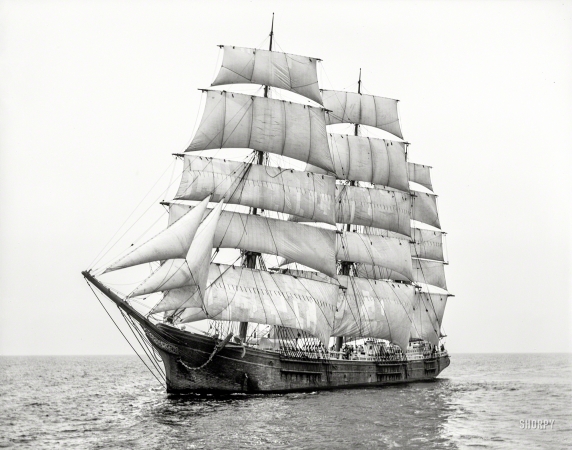 Photo showing: Rigged -- Off Sandy Hook Light, Massachusetts, circa 1899. Sailing ship Mary L. Cushing.