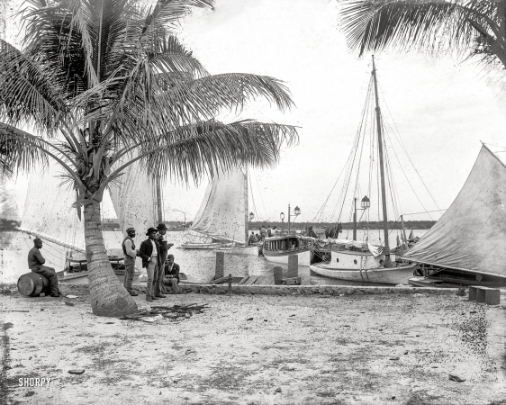 Photo showing: Palm Beach -- Florida circa 1897. The landing at Palm Beach.