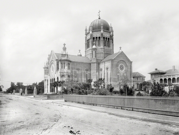 Photo showing: Flagler Memorial -- Florida circa 1897. Flagler Memorial Presbyterian Church, St. Augustine.