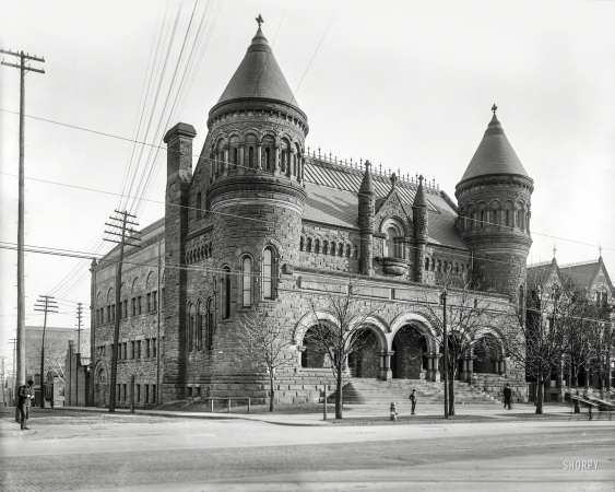Photo showing: Castle of Culture -- Wayne County, Michigan, circa 1899. Detroit Museum of Art.