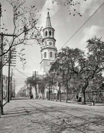 Photo showing: A Church in Charleston -- Charleston, South Carolina, circa 1900. Meeting Street and St. Michael's Church.