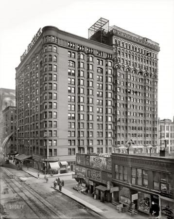 Photo showing: Great Northern -- Chicago circa 1900. Great Northern Hotel and office building.