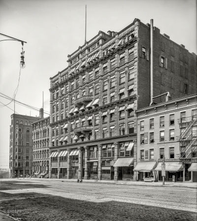 Photo showing: Perry-Payne -- Cleveland circa 1900. Perry-Payne Building, Superior Avenue.
