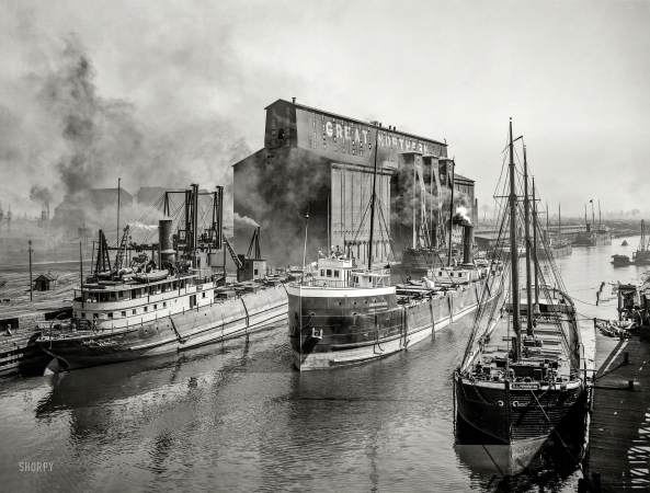 Photo showing: Great Northern. -- Buffalo, New York, circa 1900. Great Northern elevator and shipping.