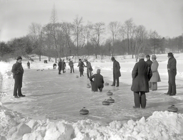 Photo showing: Winter Games -- New York circa 1905. Curling in Central Park.