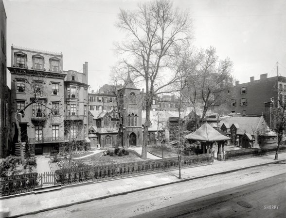 Photo showing: The Little Church -- New York circa 1901. The Little Church Around the Corner (Episcopal Church of the Transfiguration, East 29th Street).