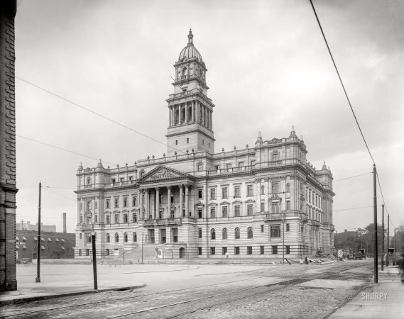Photo showing: Edifice Complex -- Detroit, Michigan, circa 1901. Wayne County Building.