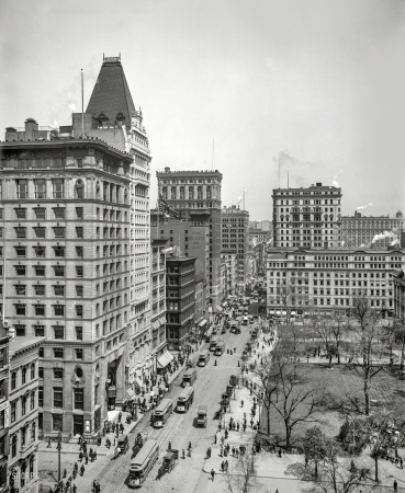 Photo showing: Broadway From Above -- New York circa 1903. Looking up Broadway from City Hall.
