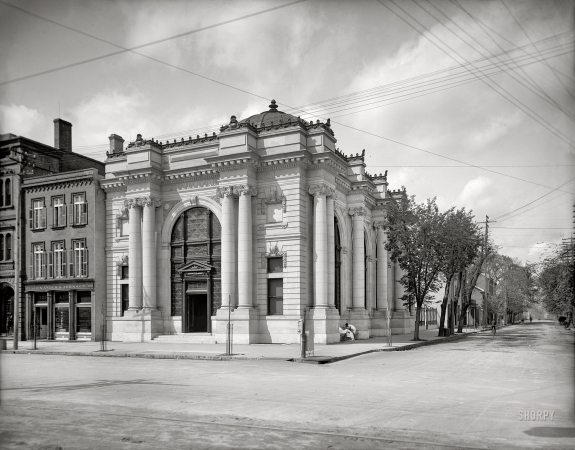 Photo showing: Railroad Bank -- Augusta, Georgia, 1903. Georgia Railroad Bank, Seventh and Broad Streets.