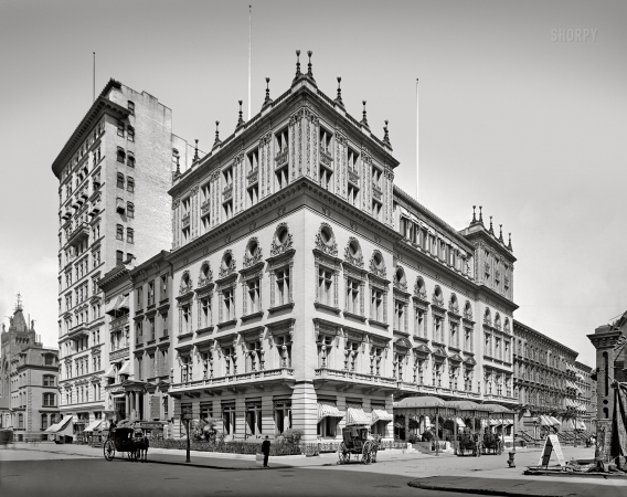 Photo showing: Delmonicos -- New York, 1903. Delmonico's, Fifth Avenue and East 44th Street.