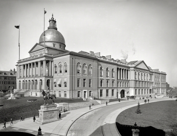 Photo showing: Boston State House -- The Bay State Capitol circa 1904.