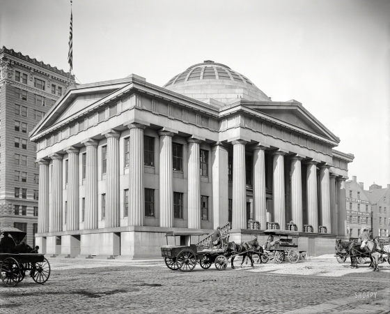 Photo showing: Temple of Commerce -- Circa 1906. Custom House -- Boston, Massachusetts.