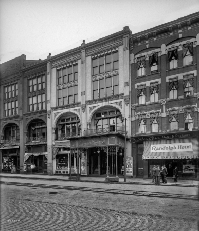 Photo showing: The Lyceum, Detroit -- June 1904. Onstage this week: Eugenie Blair in Claire or the Ironmaster.