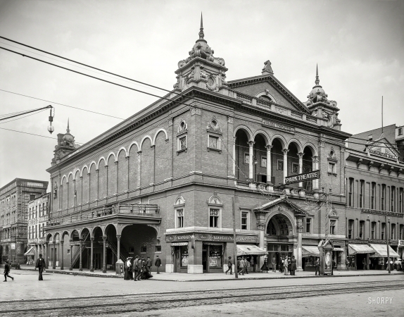 Photo showing: Park Theatre -- Indianapolis, 1904. Park Theatre, Washington Street and Capitol Avenue.