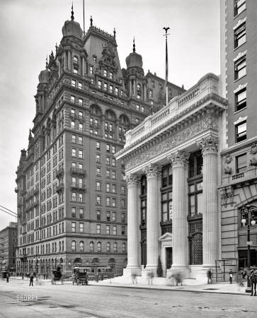 Photo showing: Knickerbocker Trust. -- New York, 1904. Knickerbocker Trust Building and Waldorf-Astoria Hotel, Fifth Avenue at W. 34th Street.