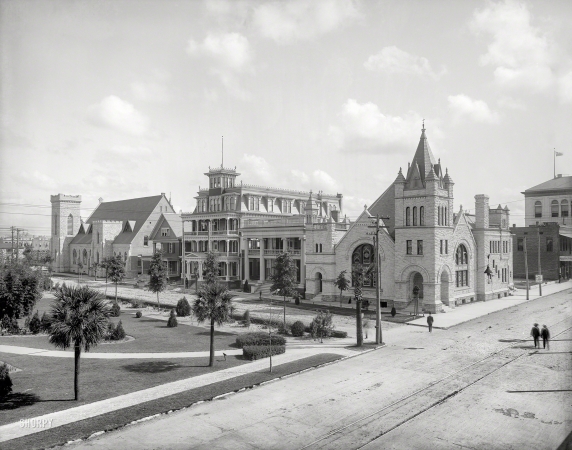 Photo showing: Hemming Park II -- Jacksonville, Florida, circa 1904. Hemming Park and Monroe Street.