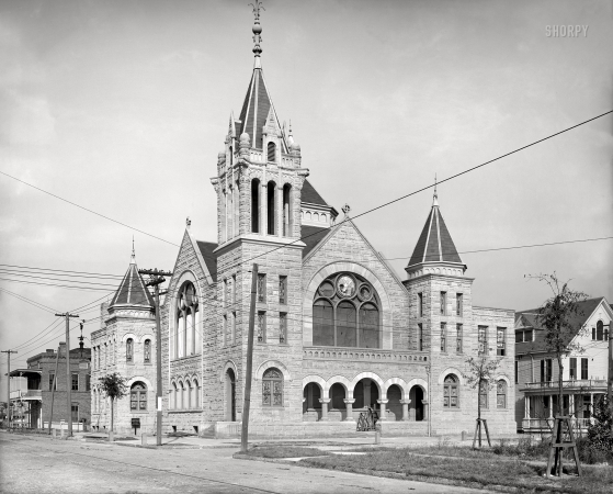 Photo showing: First Baptist -- Jacksonville, Florida, circa 1904. First Baptist Church, Church and Hogan Streets.