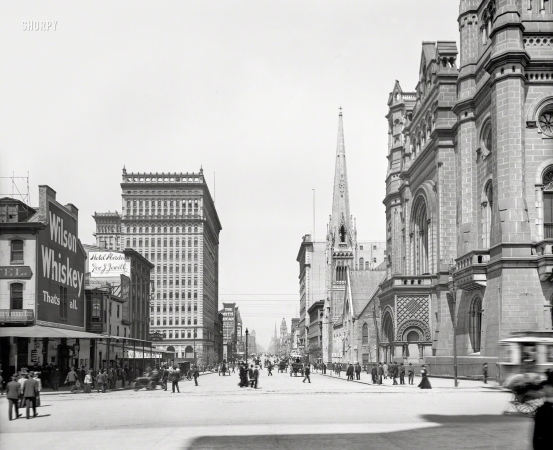 Photo showing: North Broad -- 1904. North Broad Street, Philadelphia, Pa. Masonic
Temple and United Methodist Church, north from City Hall.