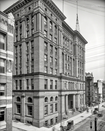 Photo showing: Philadelphia Bourse -- Circa 1904. The Philadelphia Bourse, Fourth and Ranstead streets.