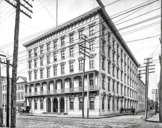 Photo showing: Hotel St. John -- Charleston, South Carolina, circa 1905. Hotel St. John (Mills House), Meeting Street.