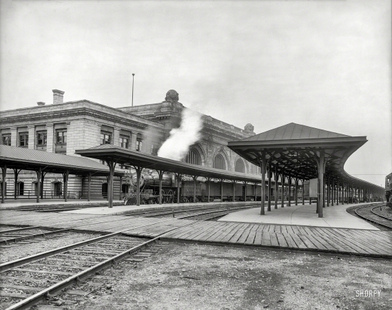 Photo showing: Albany Depot -- 1904. New York Central & Hudson River R.R. station, Albany, N.Y.