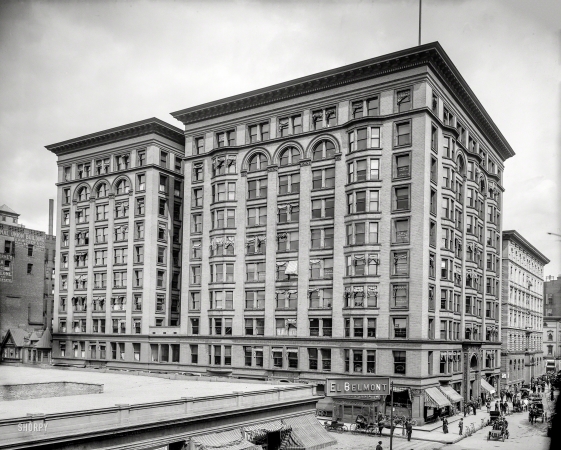 Photo showing: Office Space -- Spitzer Building, Madison Avenue, Toledo, 1905.