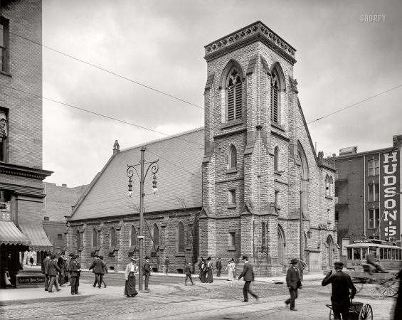 Photo showing: Trinity Church - -- Circa 1904. Trinity Church, Toledo, O.
