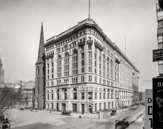 Photo showing: Met Life (1905) -- Metropolitan Life Insurance building, Madison Avenue and East 23rd Street.