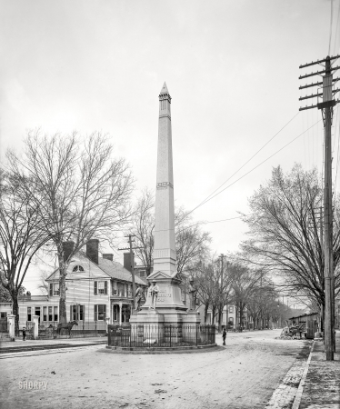 Photo showing: Our Confederate Dead III -- Portsmouth, Virginia, circa 1905. Confederate monument, Court Street.